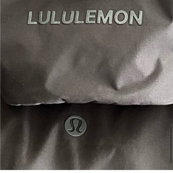 Lululemon pure puff long down jacket (no belt ) - Picture 4 of 5